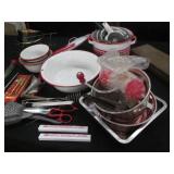 Vintage Red and white plaid Enamelw...