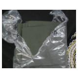 Vintage corn cob holder plates, bea...