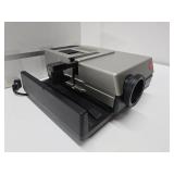 Quality LEICA Pradovit P-150 Slide Projector