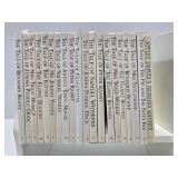 Very Cute PETER RABBIT Bookshelf Full of Beatrix Potter Children