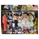 Collection of Vintage Clothespin Dolls w/Display Case & Book