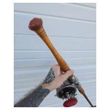 Excellent Old Tonkin Cane Fishing Pole w/HUGE Penn Master Mariner Reel