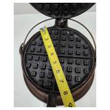 Antique WAGNER Cast Iron Waffle Iron w/Tall Stand
