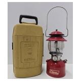 Nice Vintage COLEMAN Model 200A Red Lantern w/Travel Case