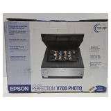 EPSON Perfection V700 Photo Printer