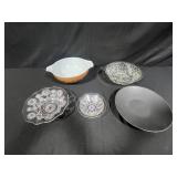 Assorted Glass and Pyrex Bowls and Plate Set