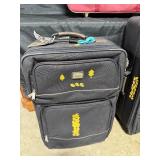 Set of 3 Travel Luggage in Burgundy and Black