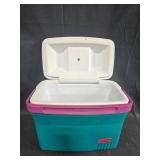 Rubbermaid Cooler