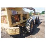 Lull Model 844 Telehandler Telescoping 4 x 4 Forklift