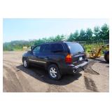 2006 GMC Envoy 4 x 4 SUV