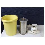 Vintage White Mountain Electric Ice Cream Maker