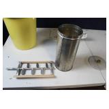 Vintage White Mountain Electric Ice Cream Maker