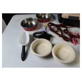 Comprehensive Pet Owners Set: Carrier, Food Bowls, and Accessories