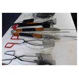 Set of BBQ Grilling Tools with Grill Basket