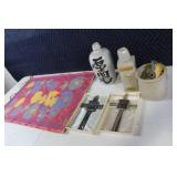 Decorative Lot with Floral Wall Hangings and Religious Cross Plaques