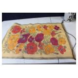 Decorative Lot with Floral Wall Hangings and Religious Cross Plaques