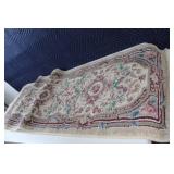Decorative Floral Patterned Area Rug, 2ft x 6.5ft