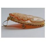 14K Gold Cameo Brooch Pendant - Exquisite Carving - 6 Grams