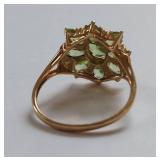 10kt Gold Peridot Ring with Elegant Design