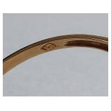 10kt Gold Peridot Ring with Elegant Design