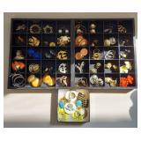 Large Vintage Jewelry Collection: Brooches, Rings, Earrings