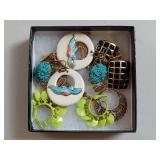 Large Vintage Jewelry Collection: Brooches, Rings, Earrings