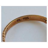 10K Gold Garnet Ring Twisted Band Design