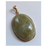 Sanuk 14K Gold Pendant with Nephrite Jade Gemstone 10.3 Grams