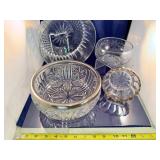 Elegant Crystal Bowl Set of 4 with Metal Accents