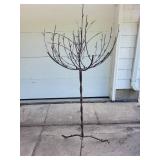 Large Metal Tree Sculpture for Outdoor Decor