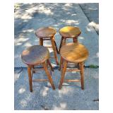 Set of 4 Wooden Bar Stools with Turned Legs