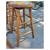 Set of 4 Wooden Bar Stools with Turned Legs