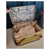 Set of 3 Vintage Picnic Baskets with Coffee Pot