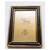 Collection of Frames – Black and Metal Tone