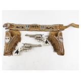 Vintage 1950s Hubley Texan Jr. Cap Gun Belt & Holster Set with Steer Grip
