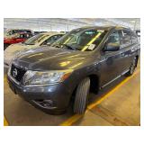 2013 Nissan Pathfinder SV 4x4