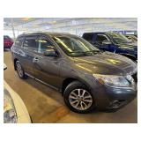 2013 Nissan Pathfinder SV 4x4