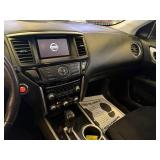 2013 Nissan Pathfinder SV 4x4