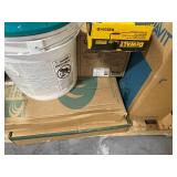 Pallet of Various Items