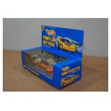 Hot Wheels Funny Car Gift Pack