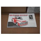 Ertl AMT 1953 Ford Pickup Street Machine Model Kit