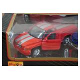 Maisto 1:24 Scale Model Trucks