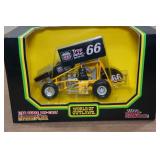 Racing Champions Sprint Car 1:24 Scale Model Car - #66