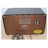 Vintage Zenith AM-FM Radio