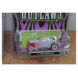 *2* Maisto Allstars Outlaws 1:64 Scale Model Cars - 