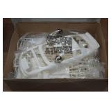 *2* Revell 1:24 Scale Model Building Sets