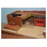 Vintage Hot Wheels City Service Center