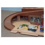 Vintage Hot Wheels City Service Center