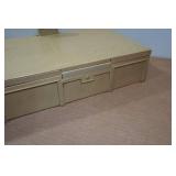 Vintage Hot Wheels City Railroad Station