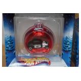 *2* Hot Wheels Holiday Decorations